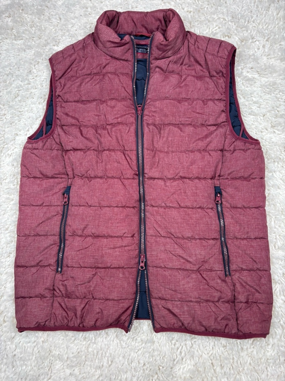 UNTUCKit Medium Burgundy Quilted Puffer Vest Full Zip  Lightweight Men’s